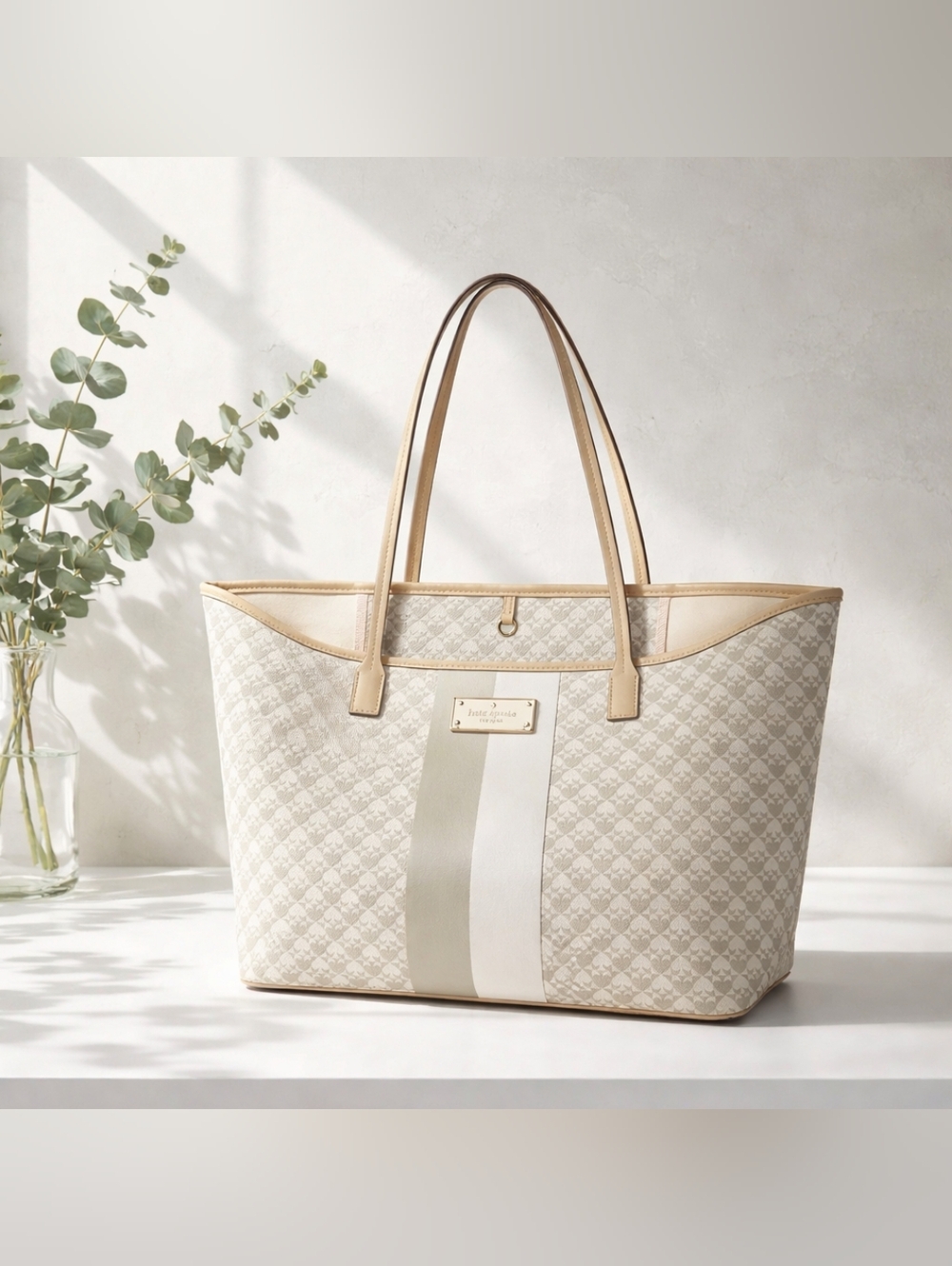EUC Kate Spade Neutral Cream Tote Bag with Beige Trim - Designer Style